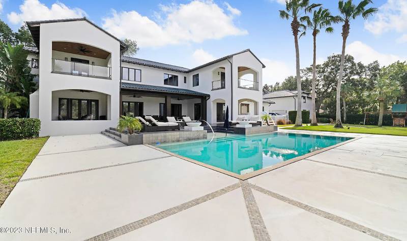 Former Jacksonville Jaguars quarterback Blake Bortles is making more Northeast Florida real estate moves. Property records show that Bortles sold his Ponte Vedra Beach home on Admirals Way for $5 million on April 28.