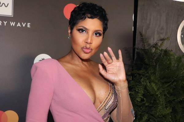 Toni Braxton discusses lupus + microvascular angina, teases tour with Cedric the Entertainer